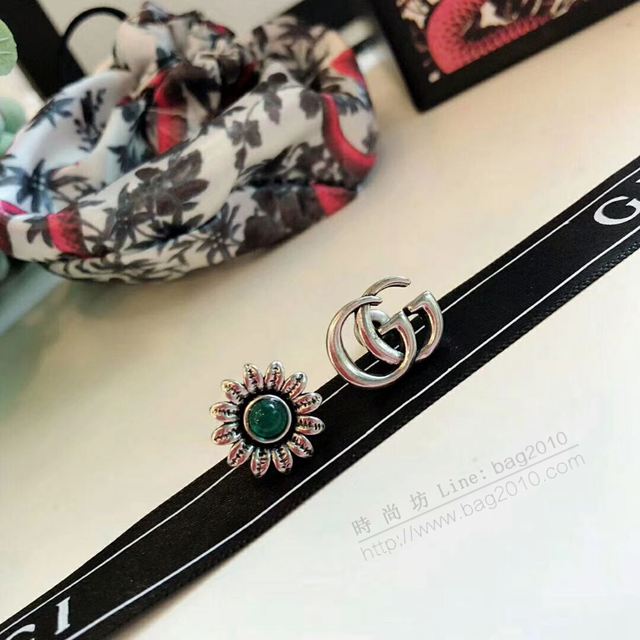 GUCCi飾品 古馳S925銀針耳環 Gucci雙G花朵鉚釘不對稱耳釘  zgbq1020